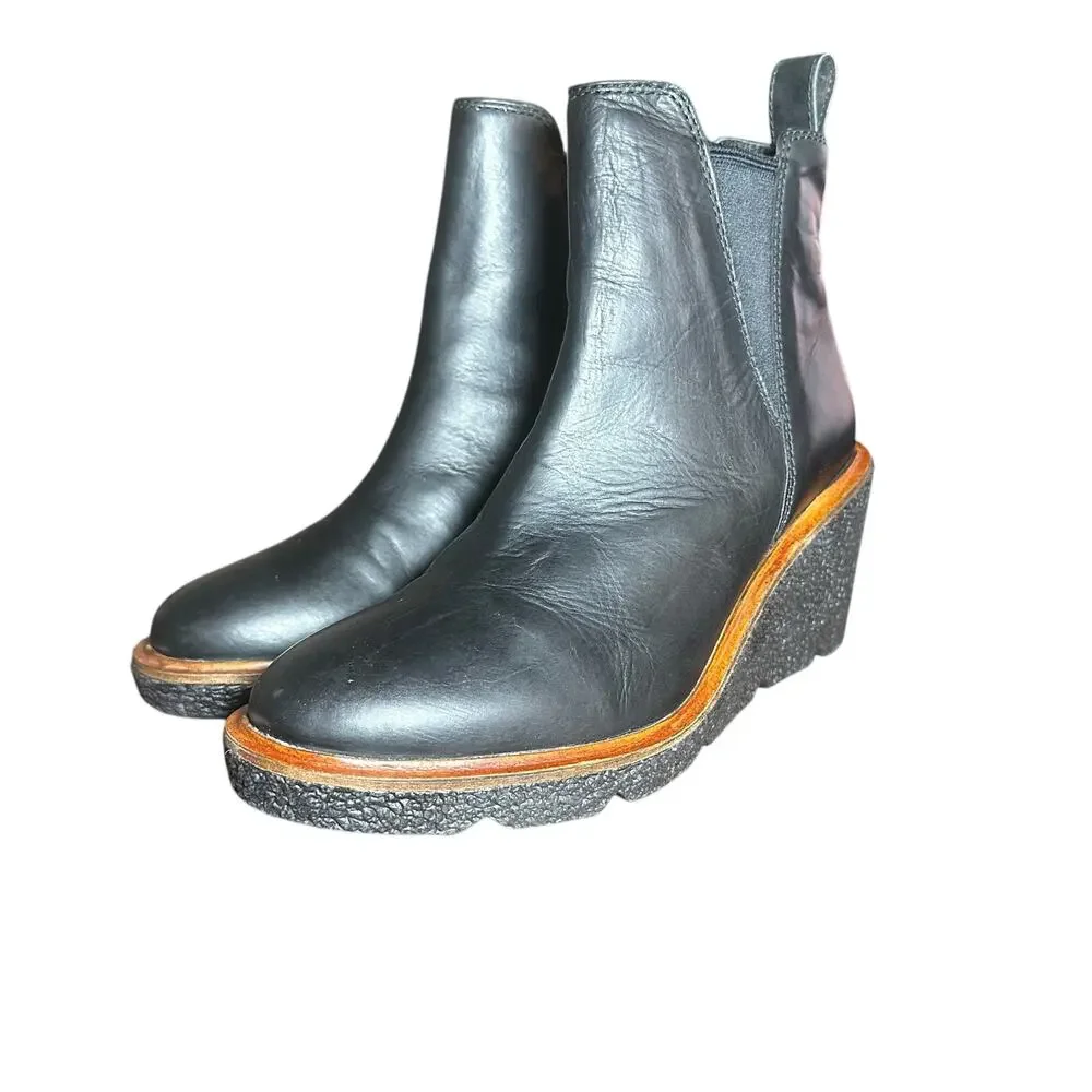 Clarks Clarkford Top Black Leather Wedge Boots US 8 EU 39